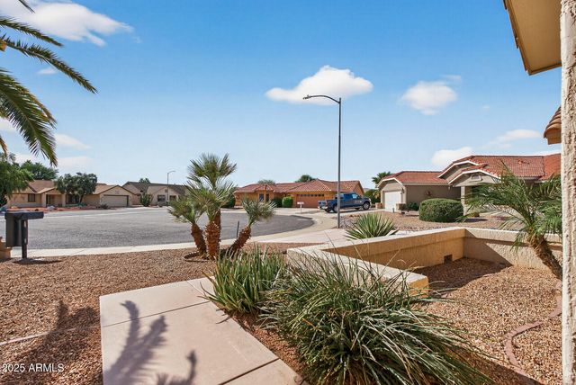 13532 W PAVILLION Drive, Sun City West, AZ 85375