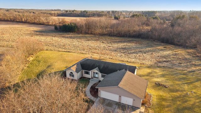 4415 Old Stone Road, Oregon, WI 53575