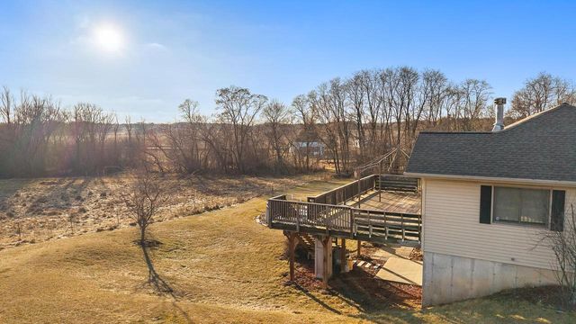 4415 Old Stone Road, Oregon, WI 53575
