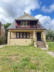 5235 Chalmers Street, Detroit, MI 48213
