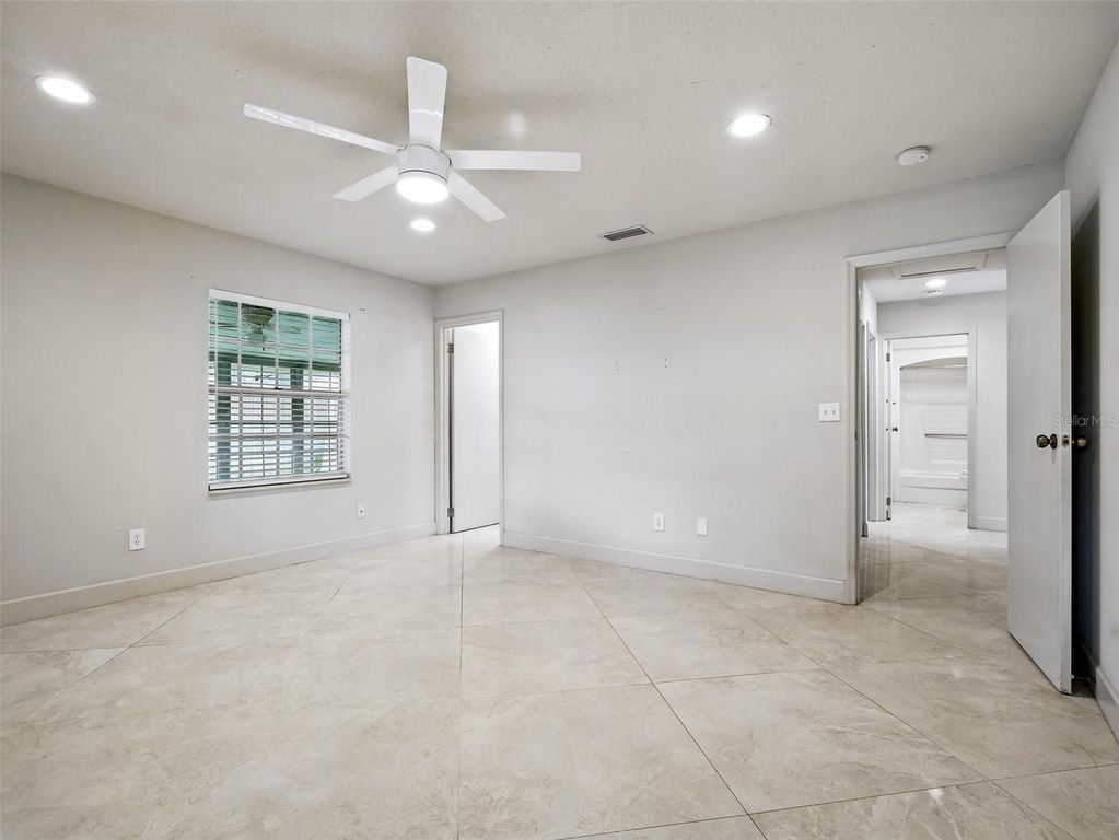 Image 19 of property listing at 2 BIRDIE DRIVE, New Smyrna Beach, FL 32168