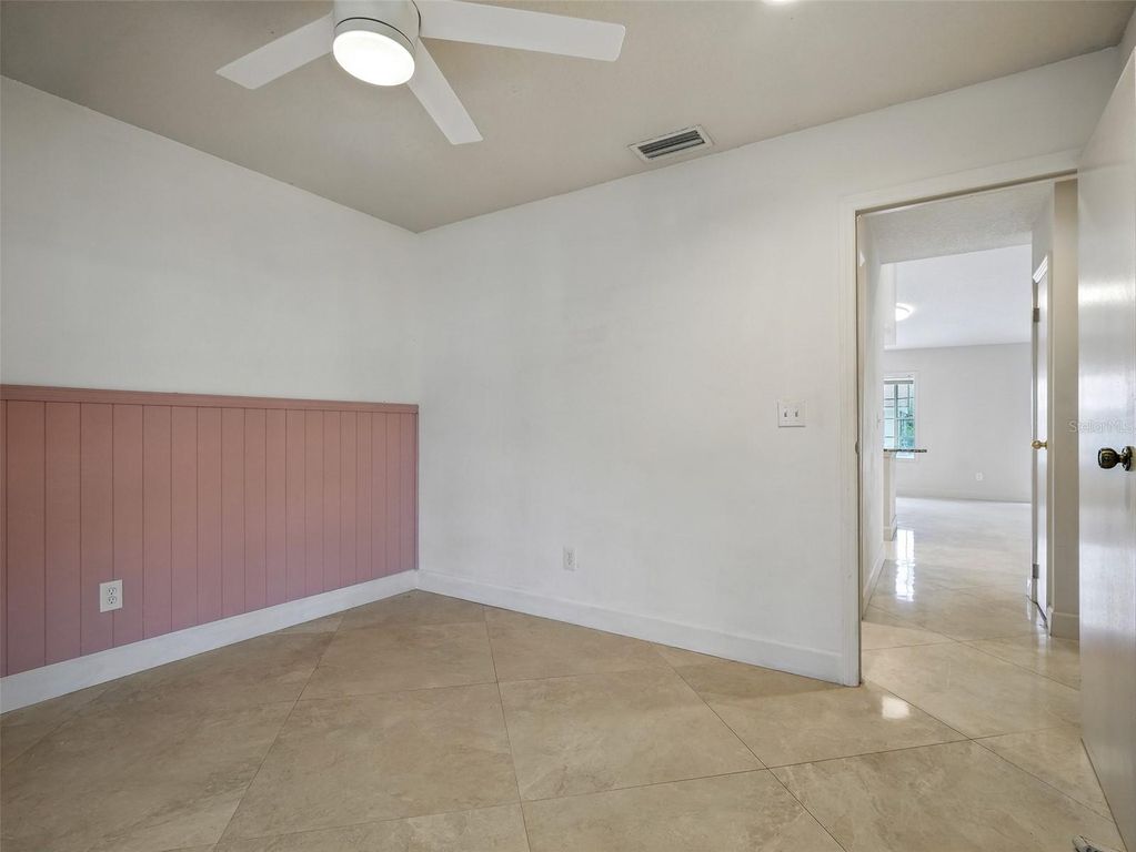 Image 24 of property listing at 2 BIRDIE DRIVE, New Smyrna Beach, FL 32168