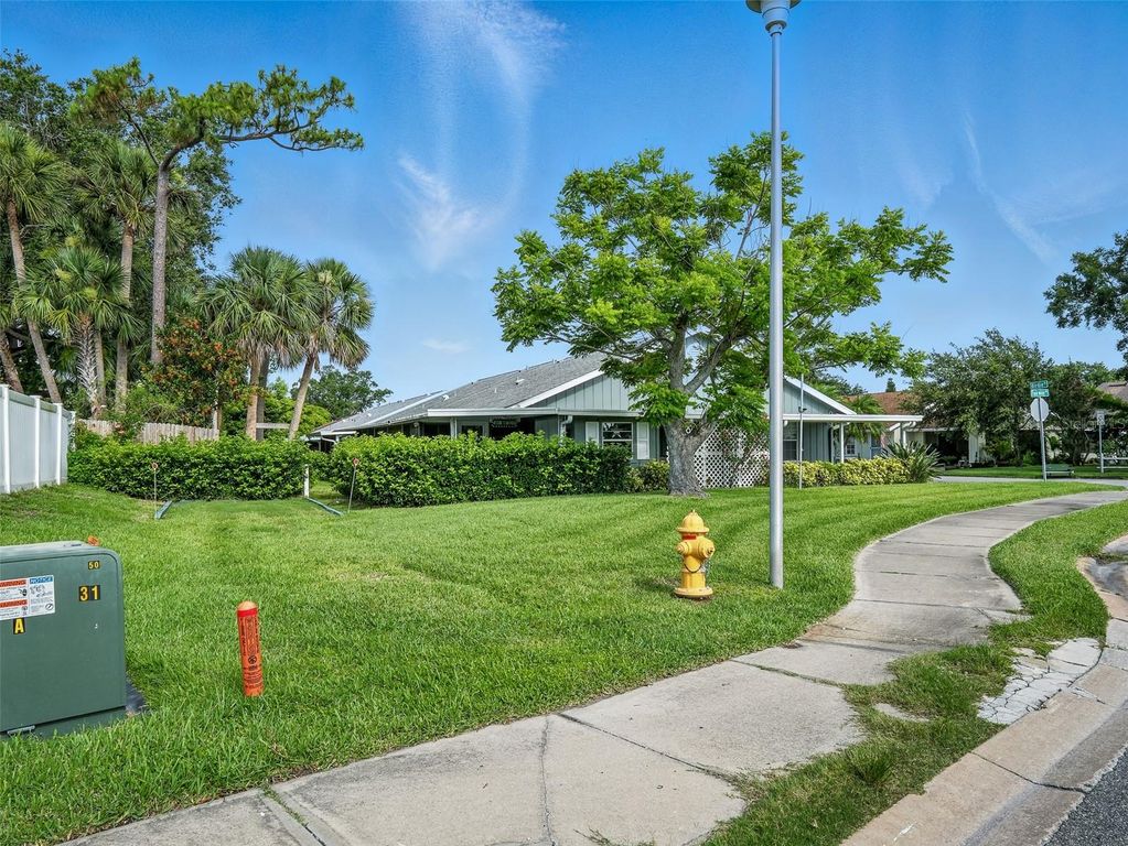 Image 33 of property listing at 2 BIRDIE DRIVE, New Smyrna Beach, FL 32168