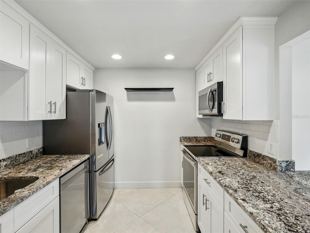 Image 6 of property listing at 2 BIRDIE DRIVE, New Smyrna Beach, FL 32168