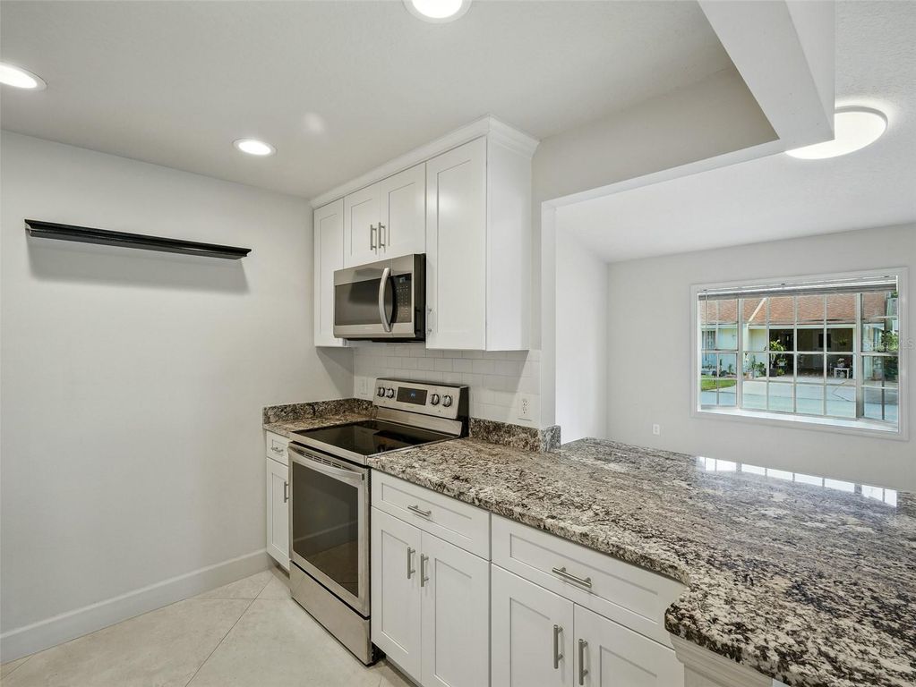 Image 7 of property listing at 2 BIRDIE DRIVE, New Smyrna Beach, FL 32168