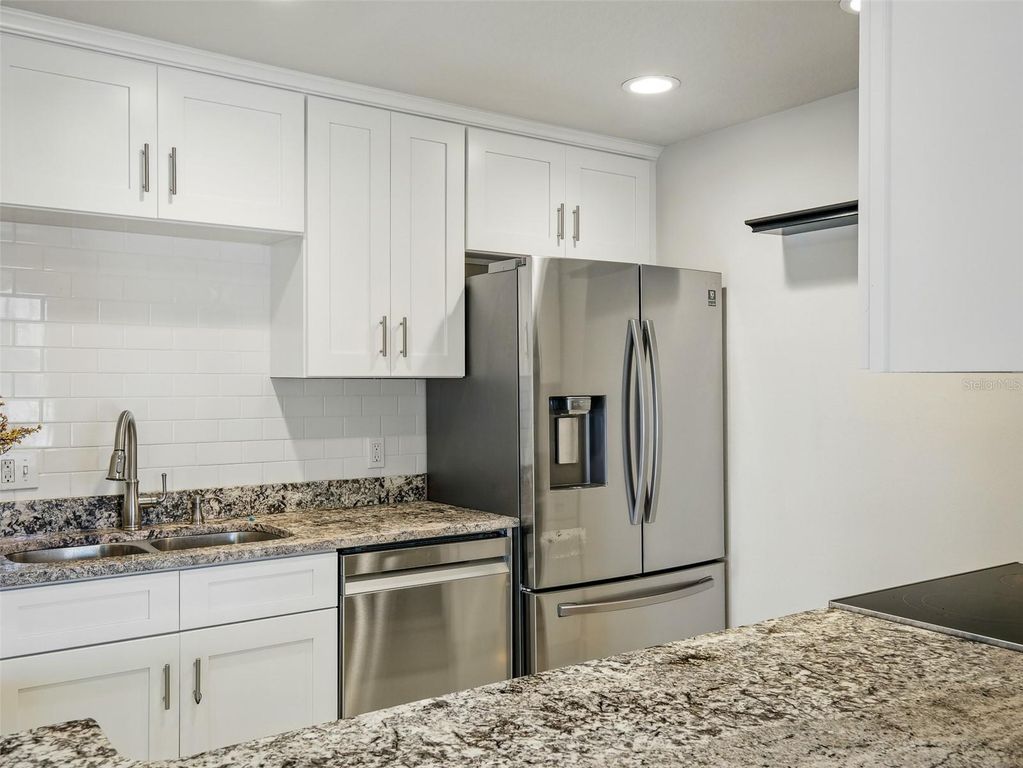 Image 8 of property listing at 2 BIRDIE DRIVE, New Smyrna Beach, FL 32168