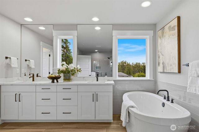 15806 201st Place SE, Monroe, WA 98272