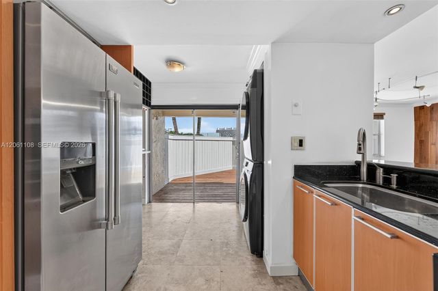 6800 SW 45th Ln 124, Miami, FL 33155