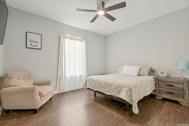 25375 US Highway 281 S, San Antonio, TX 78264