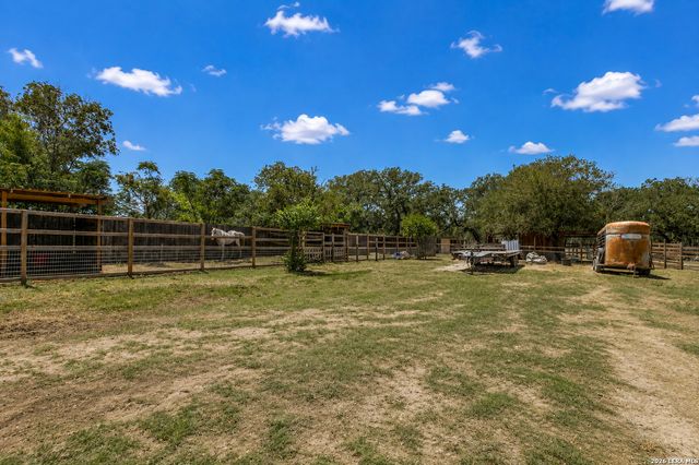 25375 US Highway 281 S, San Antonio, TX 78264