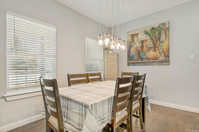 25375 US Highway 281 S, San Antonio, TX 78264
