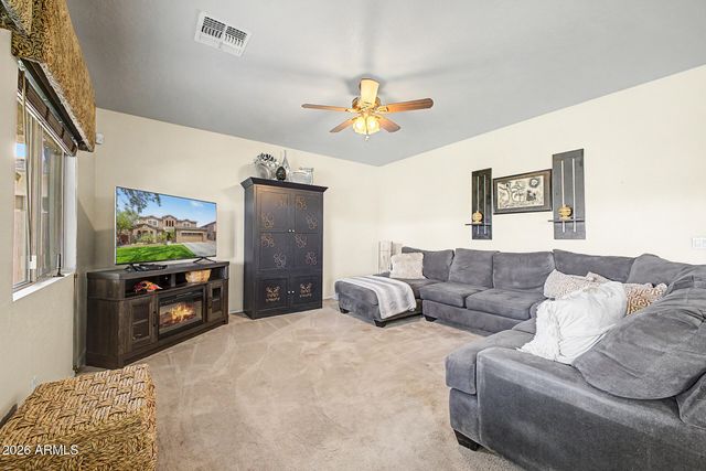 6183 S BANNING Street, Gilbert, AZ 85298