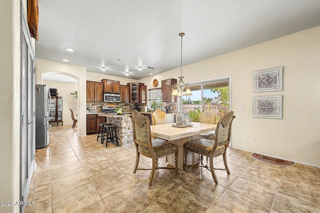 6183 S BANNING Street, Gilbert, AZ 85298