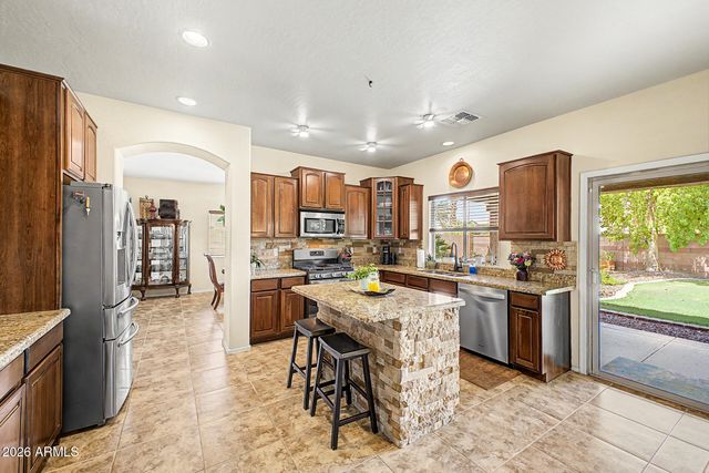 6183 S BANNING Street, Gilbert, AZ 85298