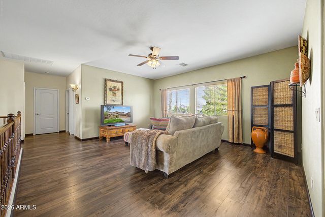 6183 S BANNING Street, Gilbert, AZ 85298