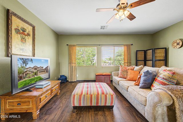 6183 S BANNING Street, Gilbert, AZ 85298