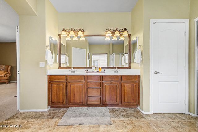 6183 S BANNING Street, Gilbert, AZ 85298