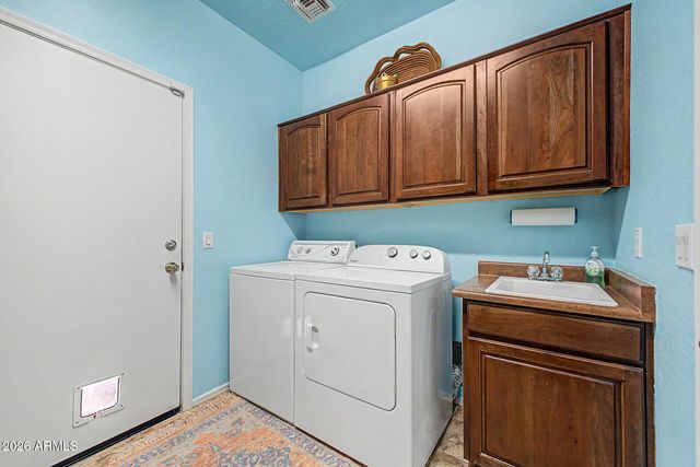 6183 S BANNING Street, Gilbert, AZ 85298