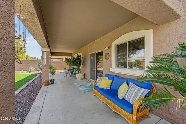 6183 S BANNING Street, Gilbert, AZ 85298