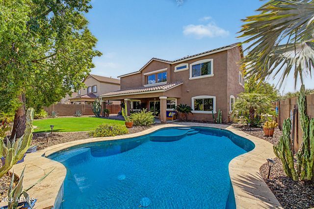 6183 S BANNING Street, Gilbert, AZ 85298