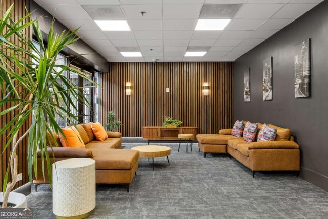 620 Peachtree Street NE 1412, Atlanta, GA 30308