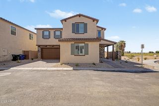 2285 S SWAN Court, Gilbert, AZ 85295