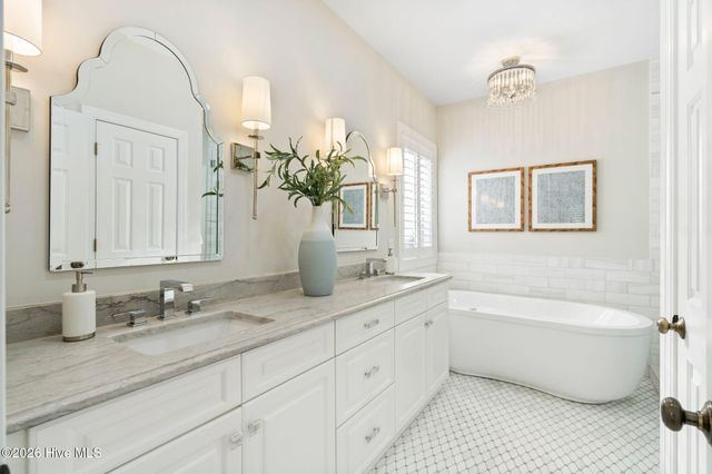 7125 Saybrook Drive, Wilmington, NC 28405