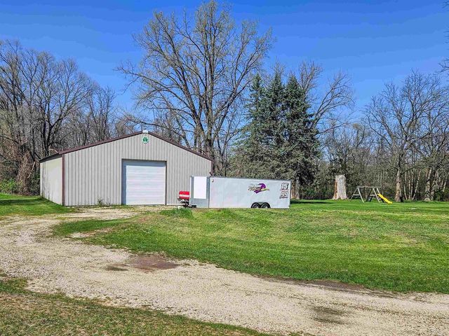 10726 W County Road K Road, Beloit, WI 53511