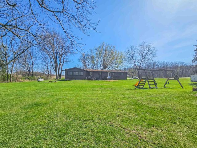 10726 W County Road K Road, Beloit, WI 53511