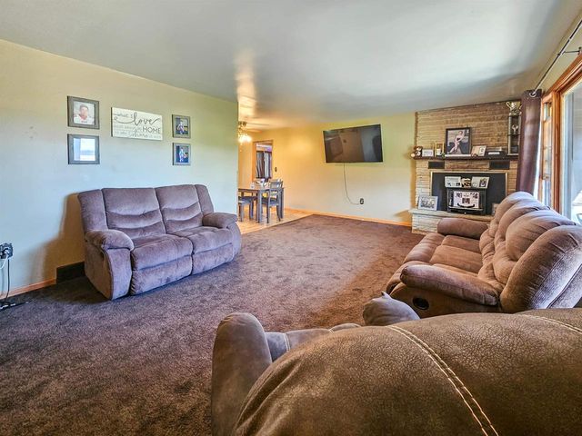 10726 W County Road K Road, Beloit, WI 53511