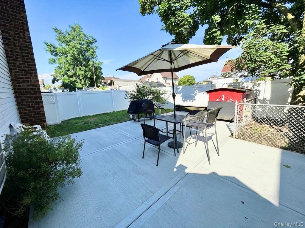 1376 Eggert Place, Far Rockaway, NY 11691 — photo 5