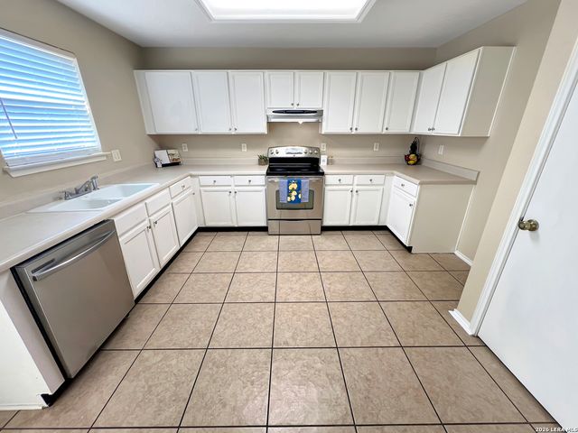 7519 Drake Canyon, San Antonio, TX 78254
