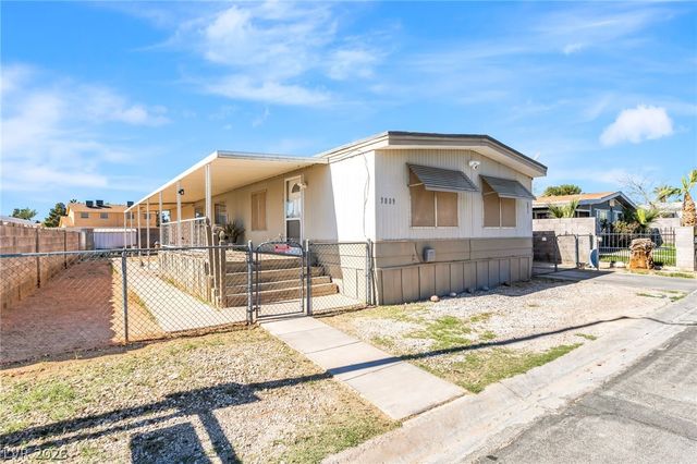 3809 Pecan Lane, Las Vegas, NV 89115