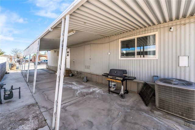 3809 Pecan Lane, Las Vegas, NV 89115