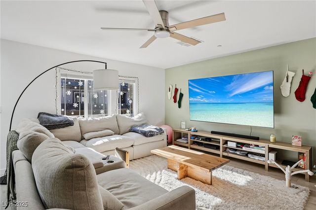 9649 Oliver Hills Avenue, Las Vegas, NV 89143