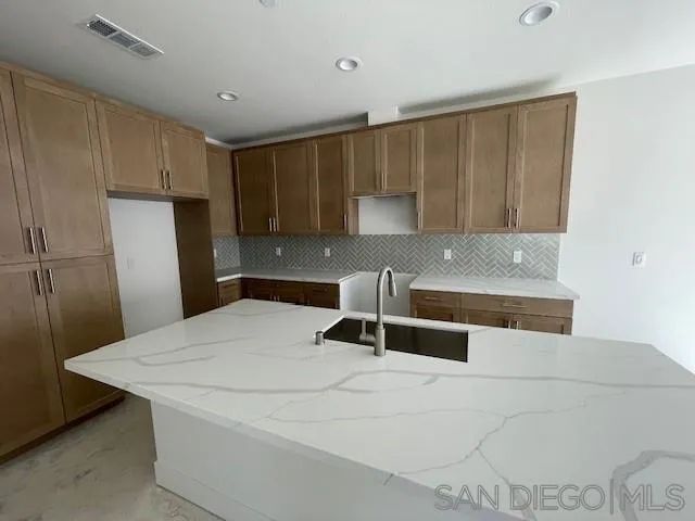 7711 Jasmine Ct., Santee, CA 92071