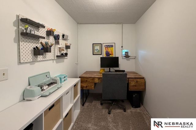 4221 N 131st Street, Omaha, NE 68164