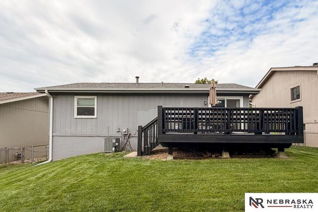 4221 N 131st Street, Omaha, NE 68164