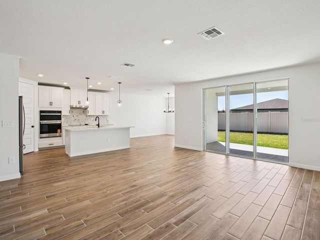 1681 DRAUGHTON DRIVE, Zephyrhills, FL 33541