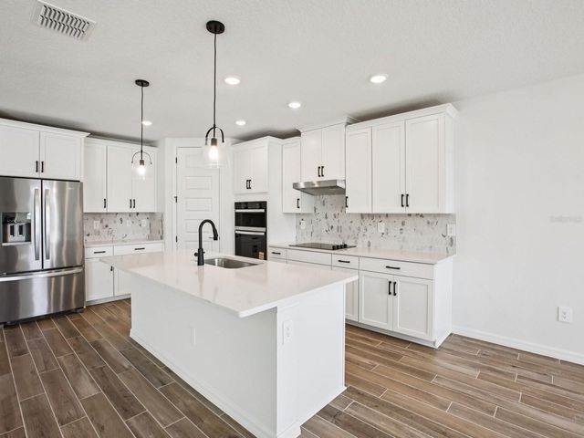 1681 DRAUGHTON DRIVE, Zephyrhills, FL 33541