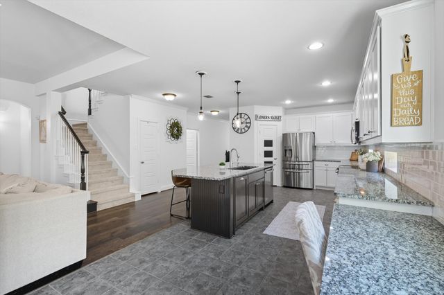 721 Fenceline Drive, Argyle, TX 76226