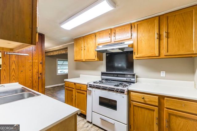3774 Jackson Street W, Macon, GA 31206