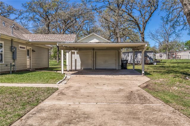 1018 7th Street, Somerville, TX 77879
