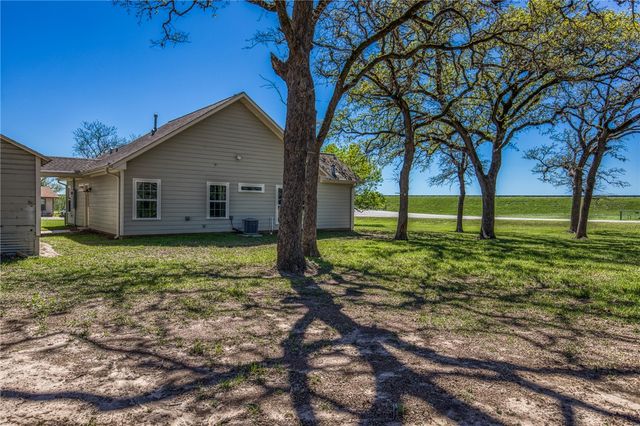 1018 7th Street, Somerville, TX 77879