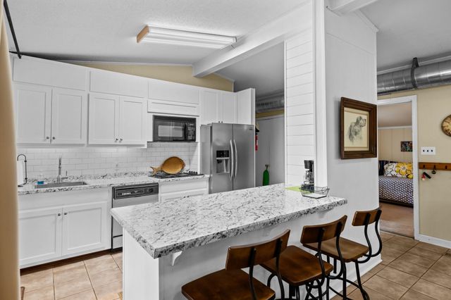 241 FRED COLE LN, Sugar Tree, TN 38380