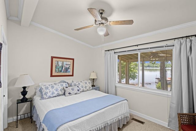 241 FRED COLE LN, Sugar Tree, TN 38380