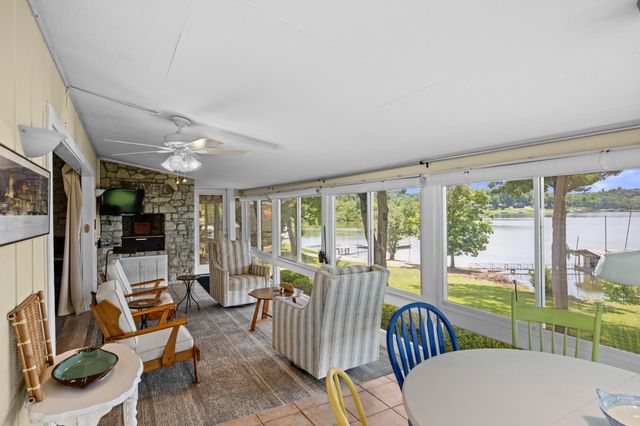 241 FRED COLE LN, Sugar Tree, TN 38380