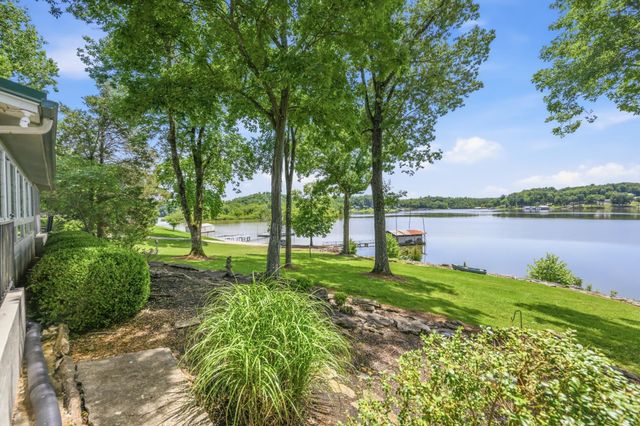 241 FRED COLE LN, Sugar Tree, TN 38380