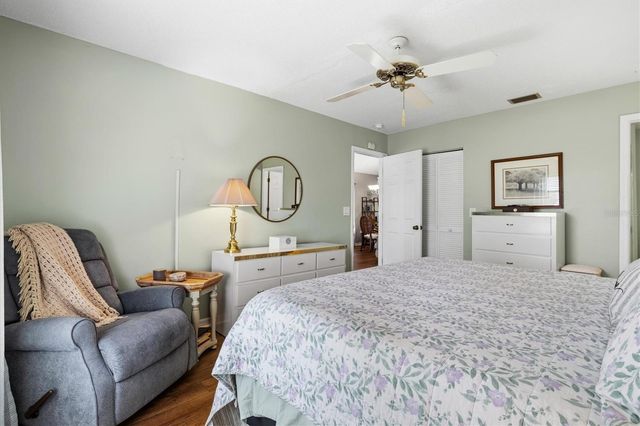 918 CAPRI ISLES BOULEVARD 205, Venice, FL 34292