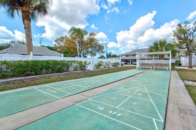 918 CAPRI ISLES BOULEVARD 205, Venice, FL 34292